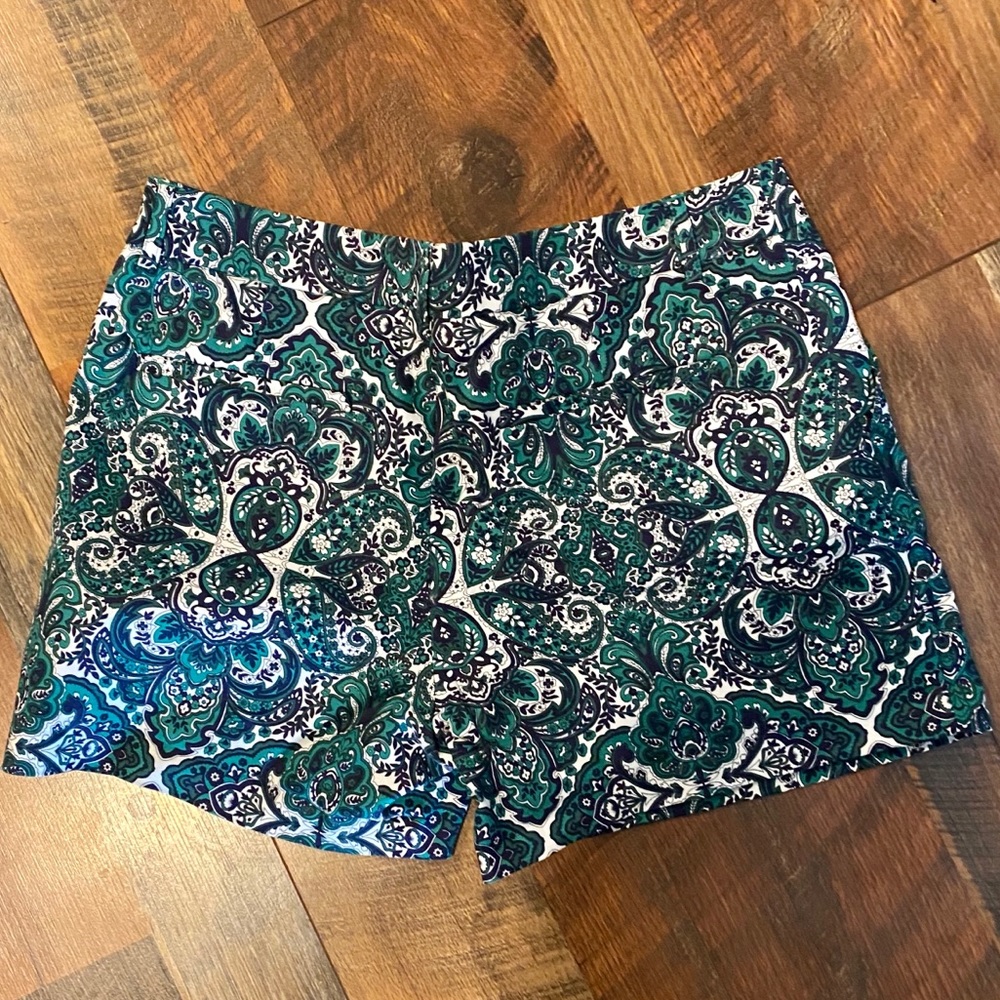 KENAR Green/Navy Paisley Chino Shorts - Picture 4 of 4